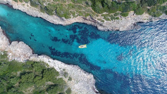 Tour in barca della Costa Vergine a cura di Skualo Water Sports