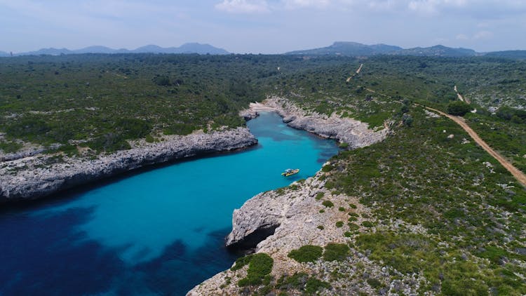 Virgin Coast Boat Tour from Porto Cristo