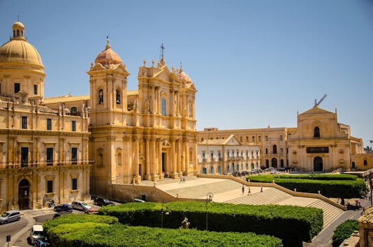 Noto cultural walking tour from Syracuse