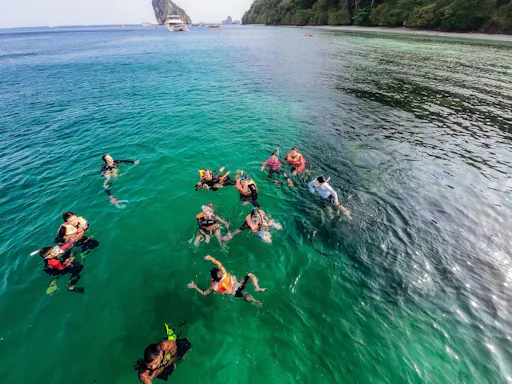 Andaman Sea Cruise from Krabi with Dinner