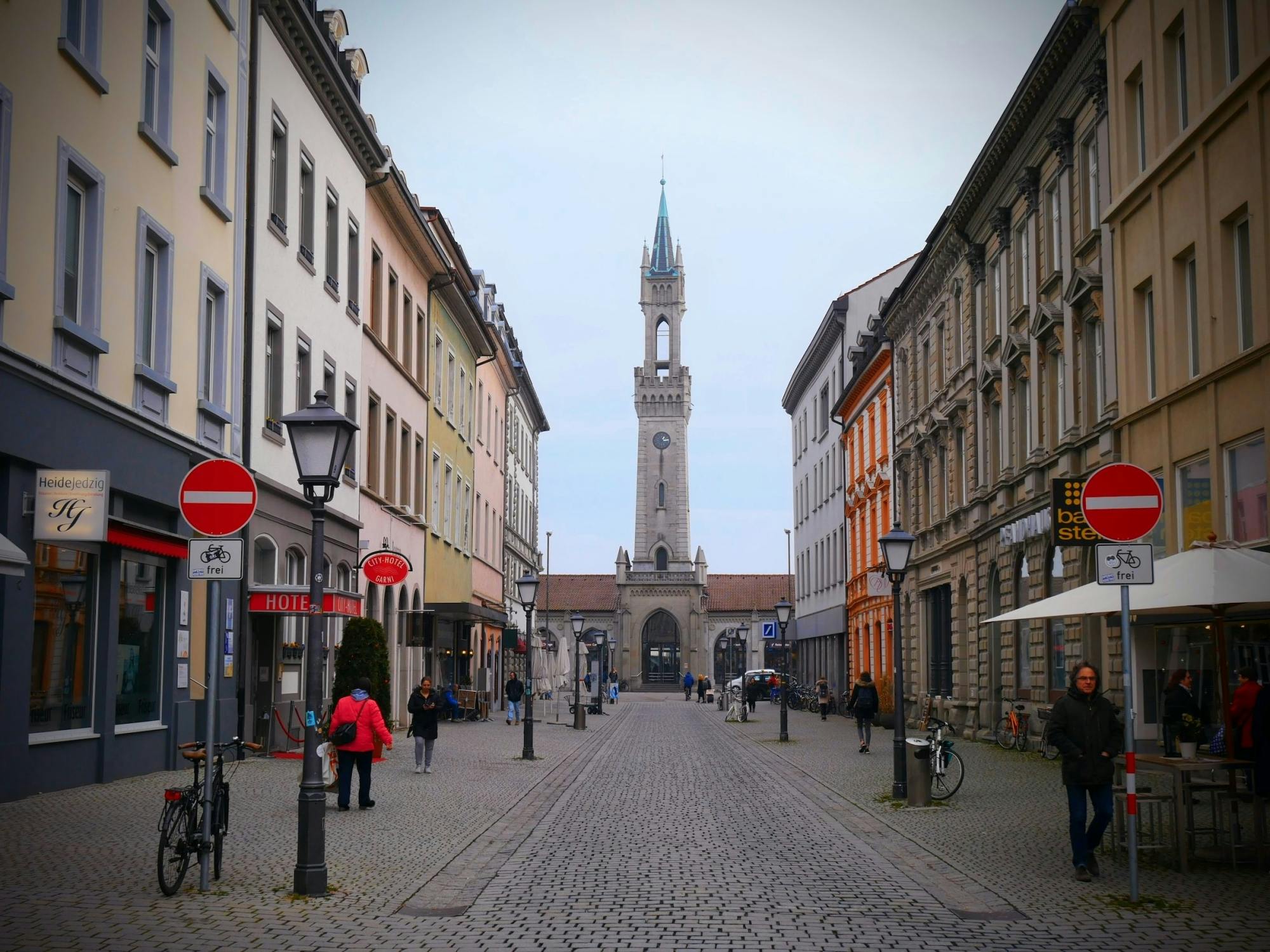 Explore Konstanz em 1 hora com um local