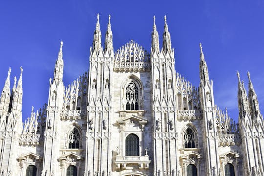 Self-guided highlights discovery walk in historic center of Milan