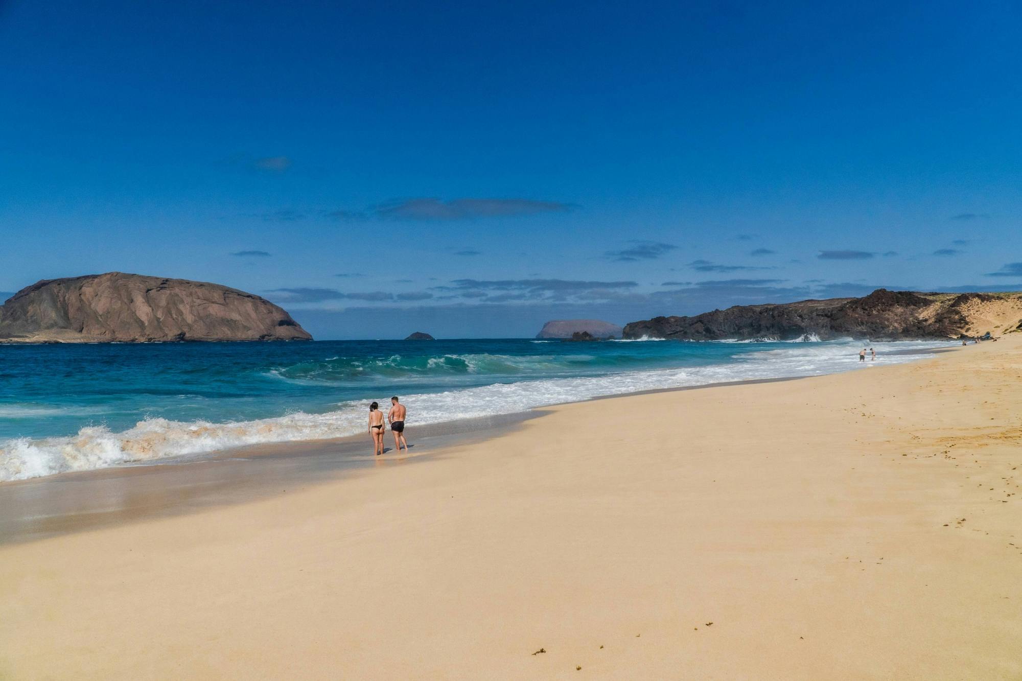 Ferry to La Graciosa with Transfers