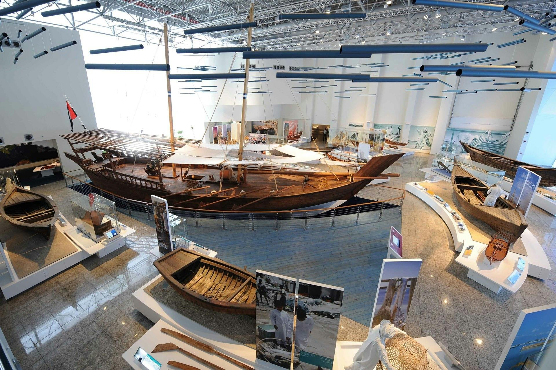 Museo marítimo y acuario con traslado