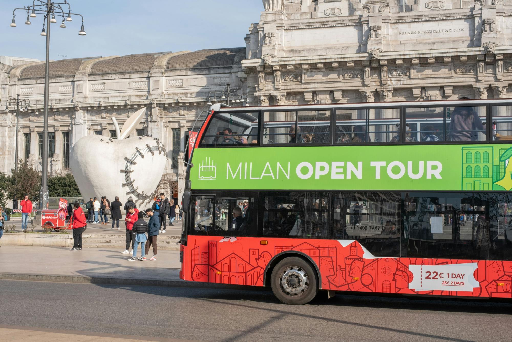 Biglietto Hop-on Hop-off 2 Linee Open Bus Milano 24 ore su 24