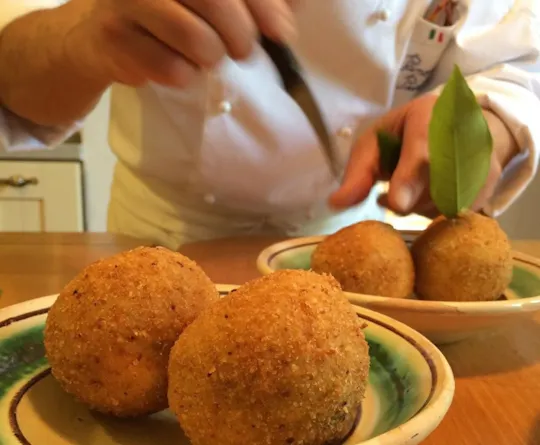 Pranzo tradizionale a Siracusa con uno chef locale