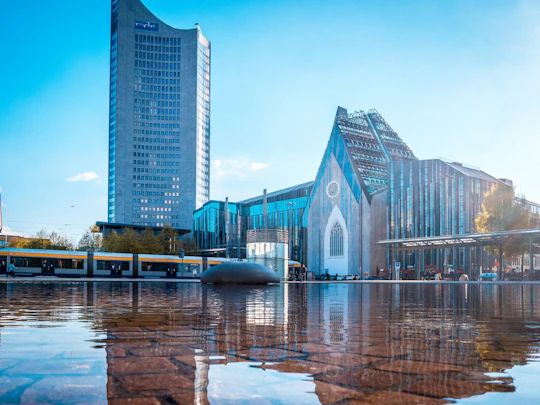 Leipzig picturesque sightseeing with a local