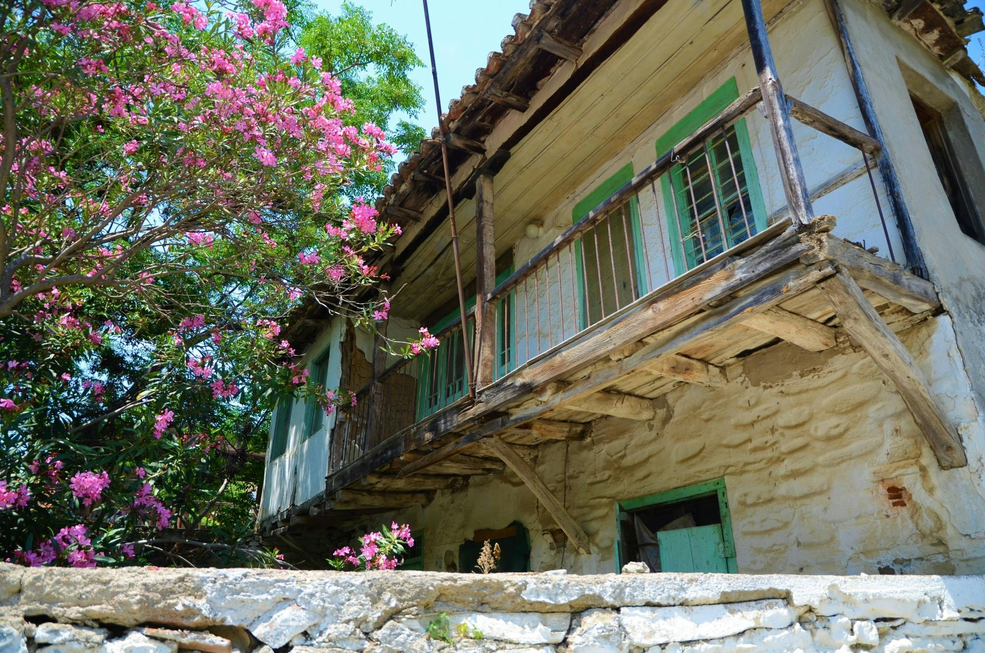 Explore Sithonia