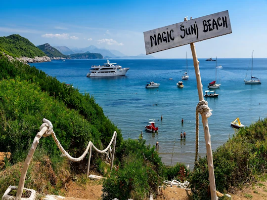 Boat tour to the Elaphiti islands with picnic