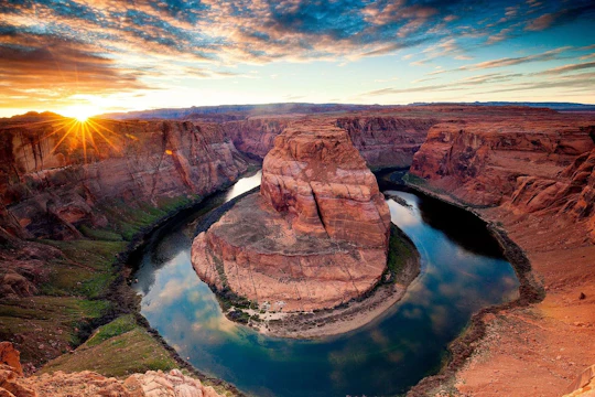 Upper Antelope Canyon and Horseshoe Bend tour from Las Vegas
