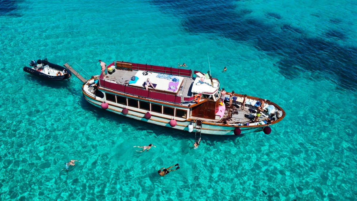 Hele dag begeleide tour van de La Maddalena-archipel vanaf Palau