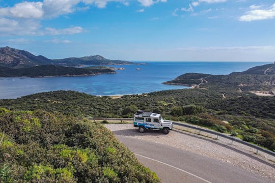 Beaches and mountains of Chia full-day 4x4 tour from Cagliari