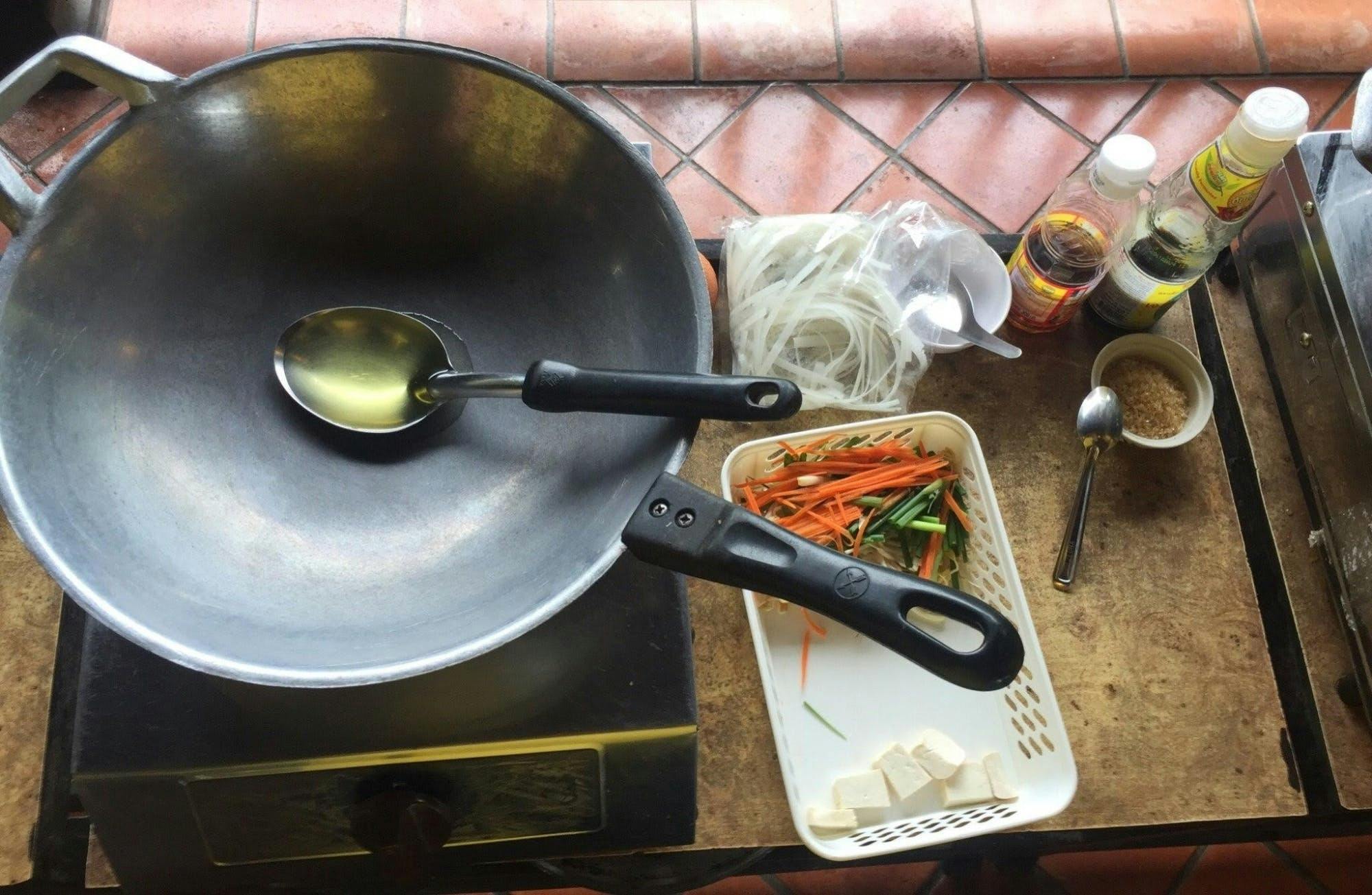 Wieczorna lekcja gotowania kuchni tajskiej na Koh Lanta z kolacją