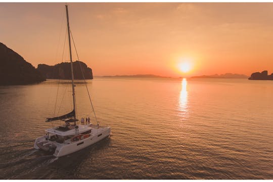 Croisière en yacht à Phuket avec dîner au coucher du soleil