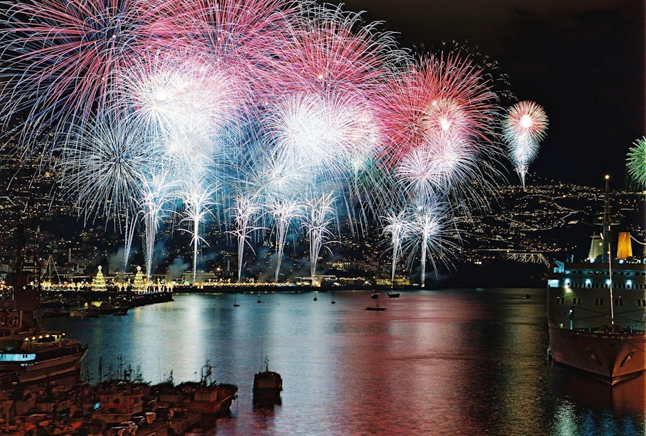 madeira new year fireworks cruise tickets