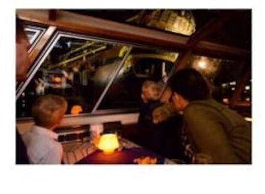 1,5 tunnin iltaristeily Amsterdamin kanaaleilla