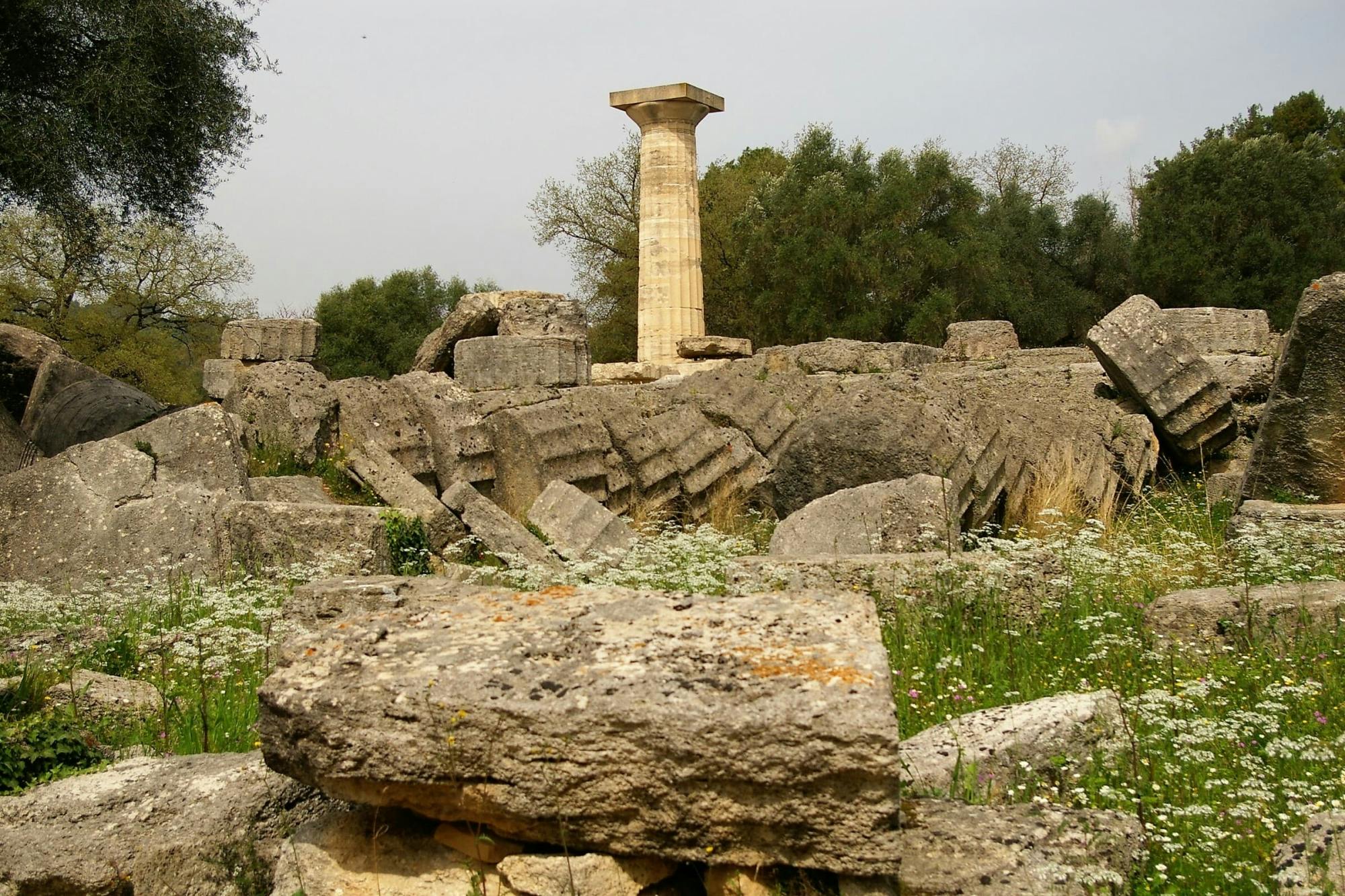 Guided tour of Ancient Olympia with an iPad