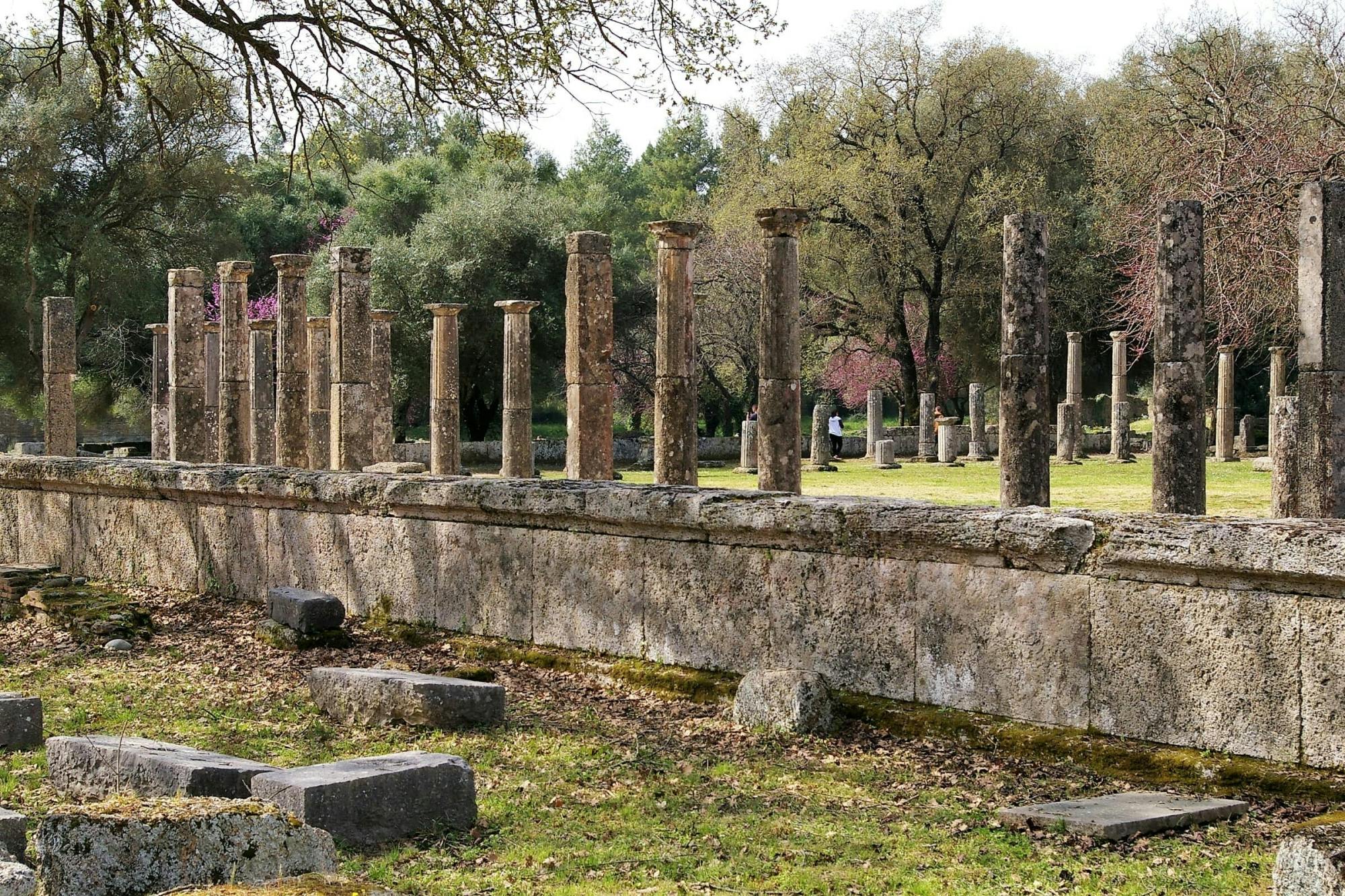 Guided tour of Ancient Olympia with an iPad