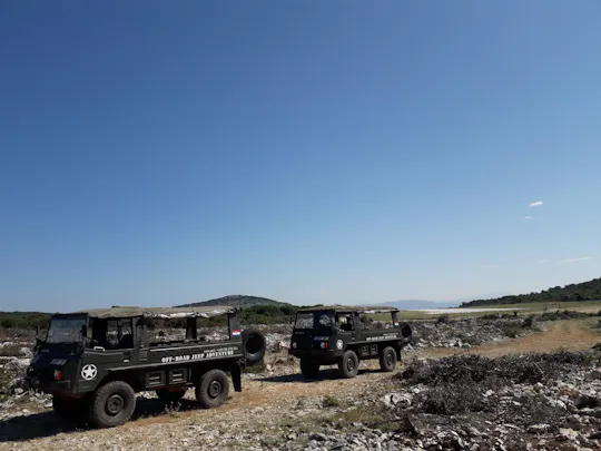 Brac Off-Road-Tour mit Verkostung lokaler Lebensmittel