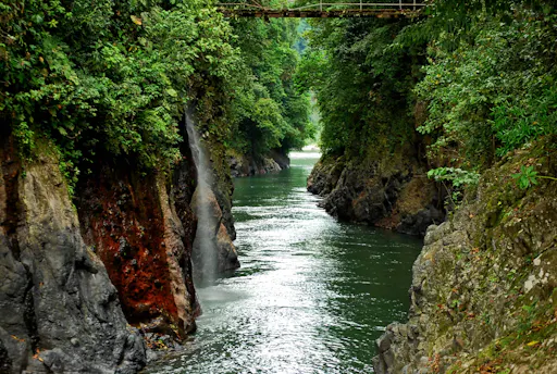 Rafting on Pacuare River Class III - IV Ticket