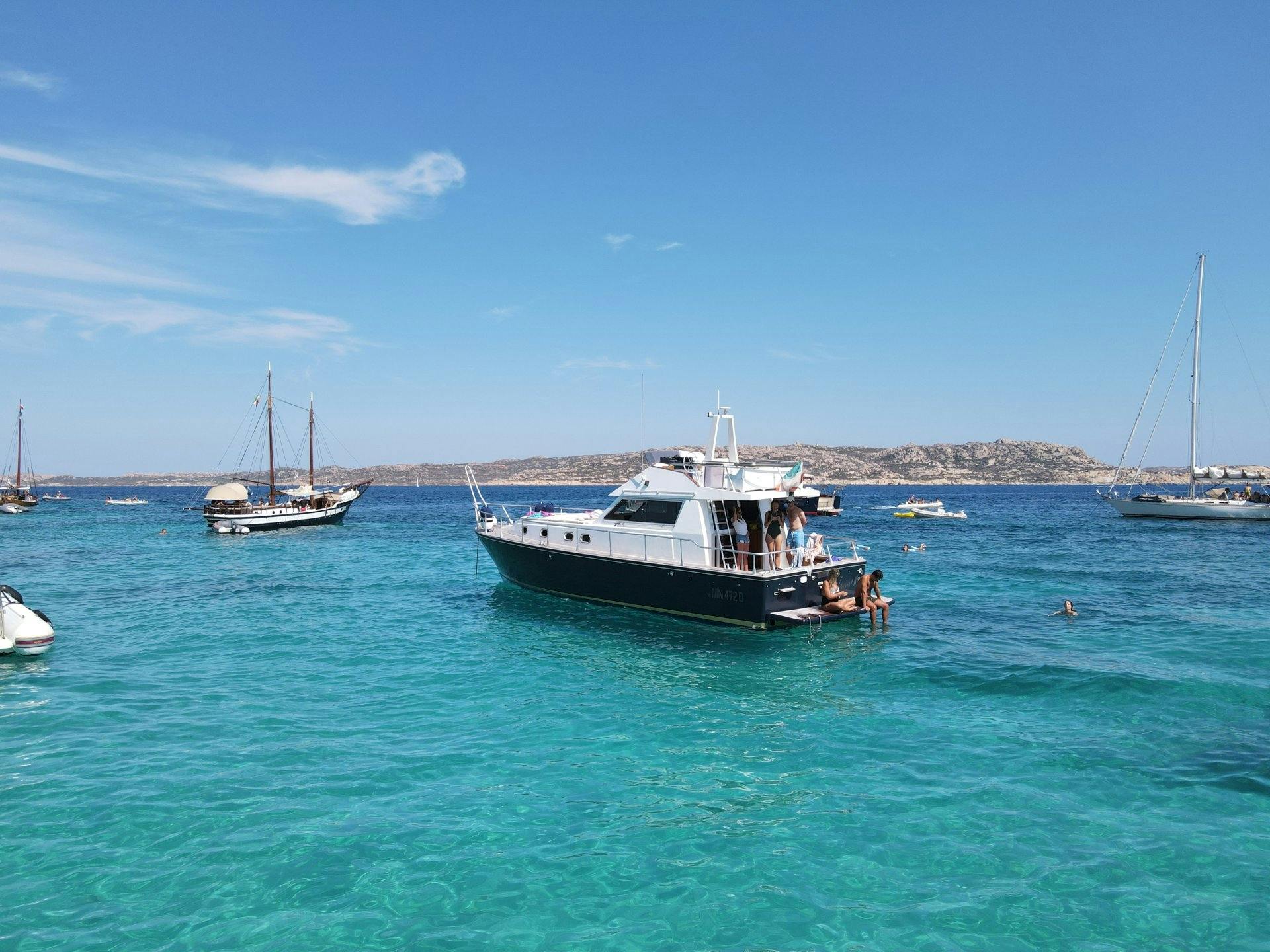 La Maddalena Archipel motor boat tour with swimming stop