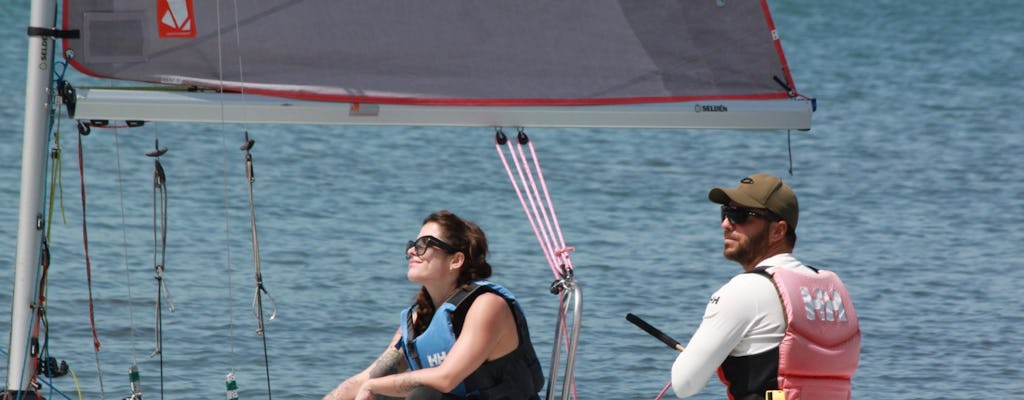 2-hour guided sailing class in Cagliari
