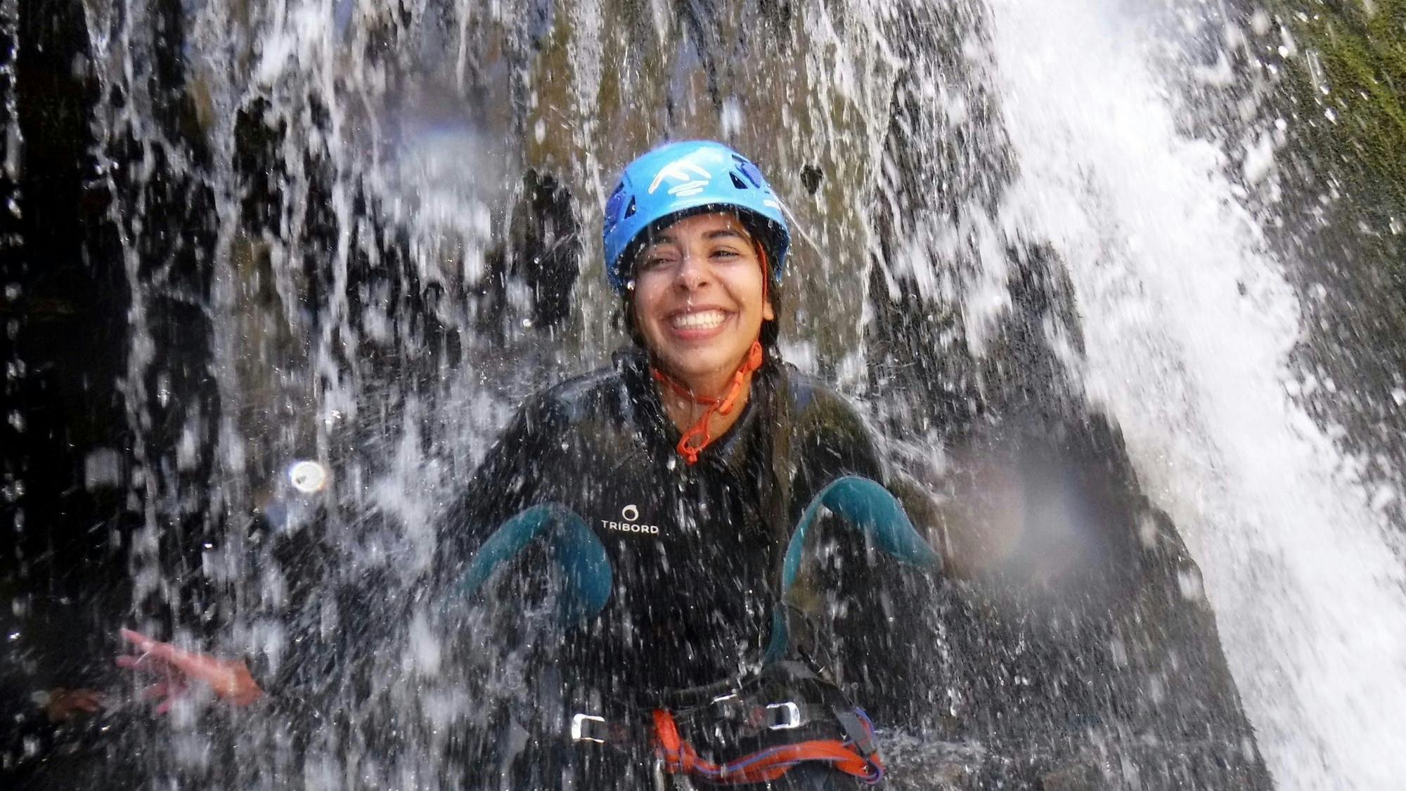 Geführtes halbtägiges Canyoning-Abenteuer im Arouca Geopark ab Porto