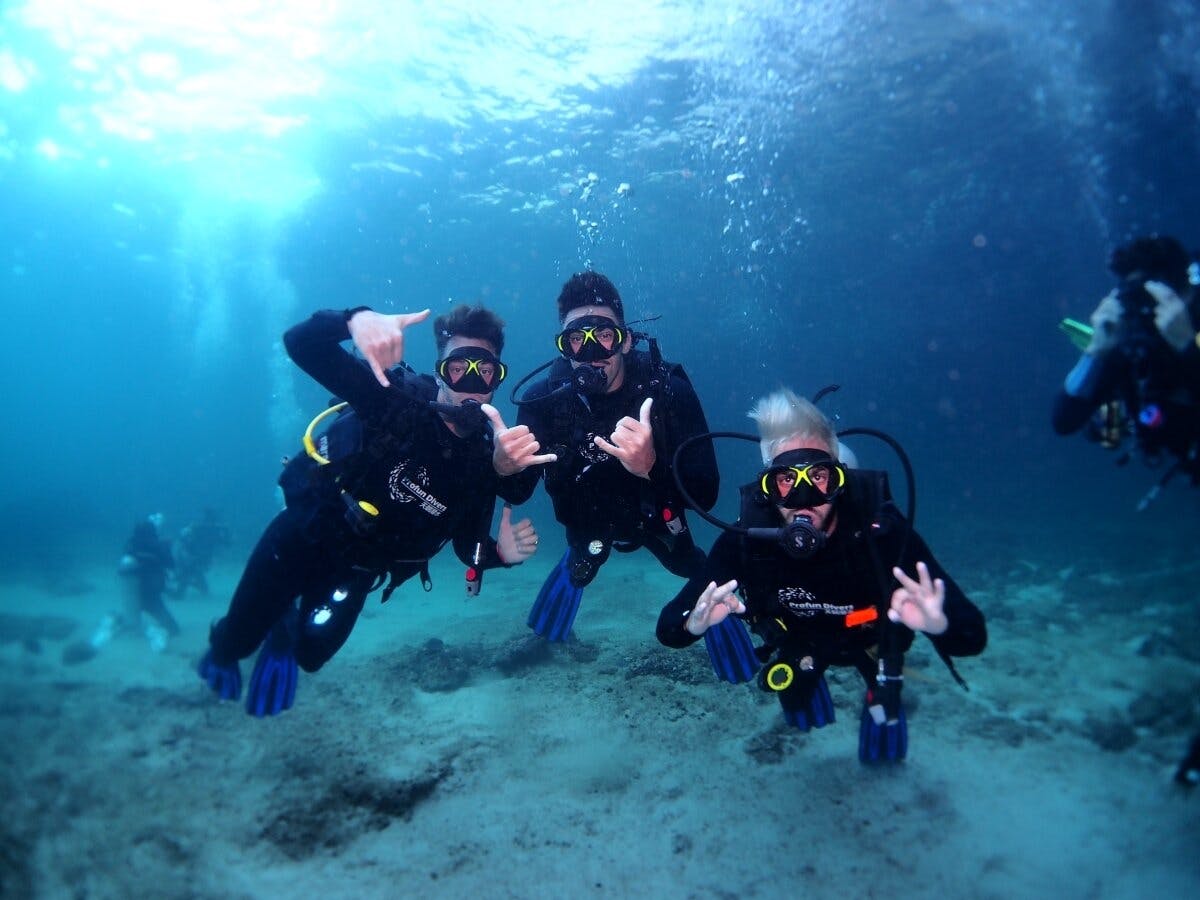 Try scuba diving for the first time in Dubai