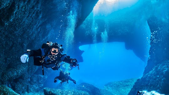 Pacchetto doppia immersione per subacquei certificati a Heraklion