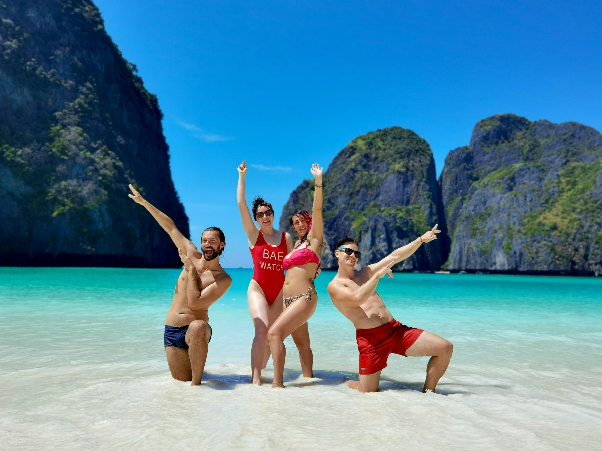 Go to Phi from Phuket with transfers & long tail boat tour