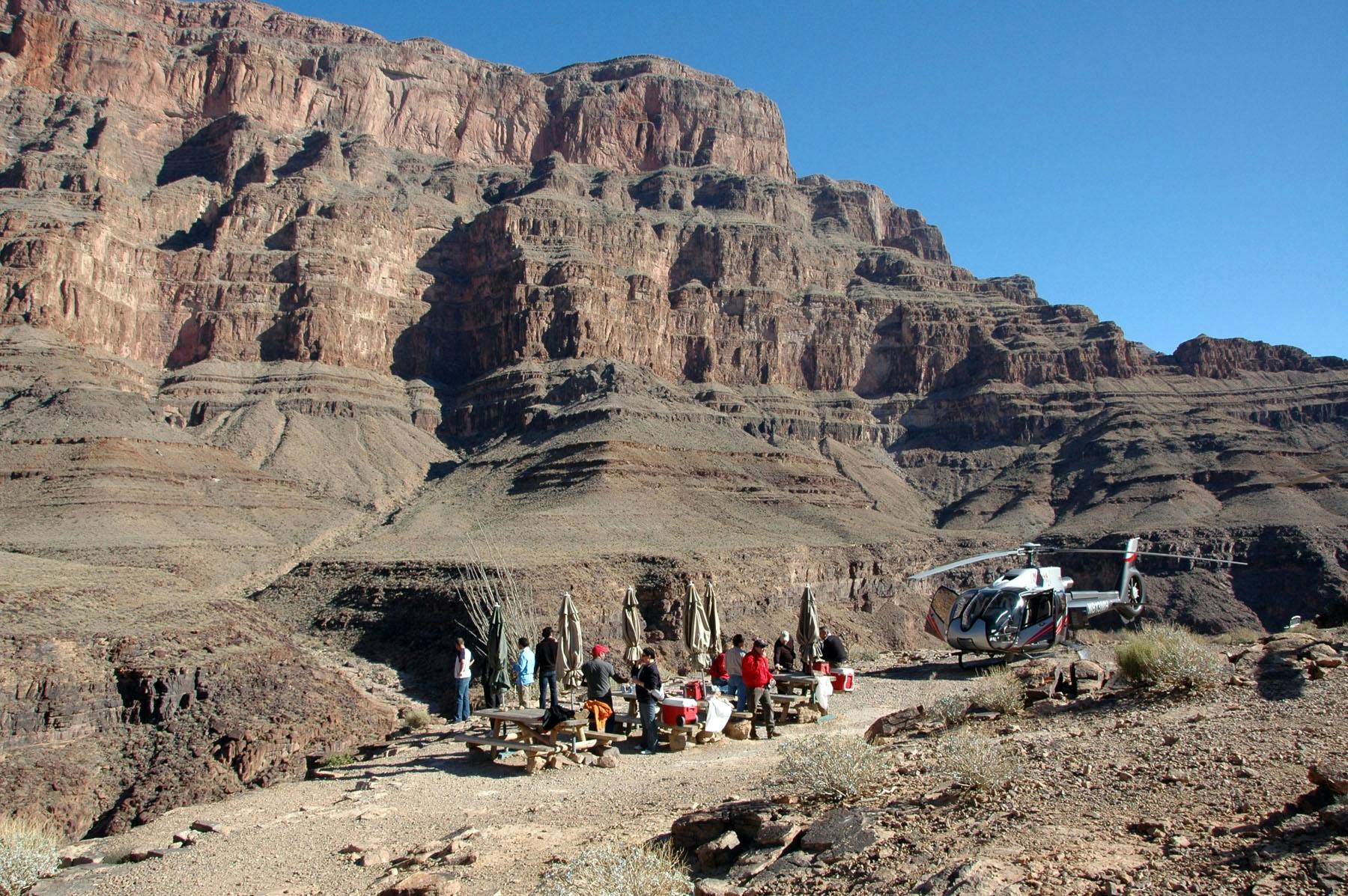 Tour em helicóptero Wind dancer ao pôr do sol sobre o Grand Canyon
