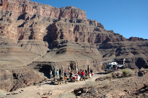 Tour em helicóptero Wind dancer ao pôr do sol sobre o Grand Canyon