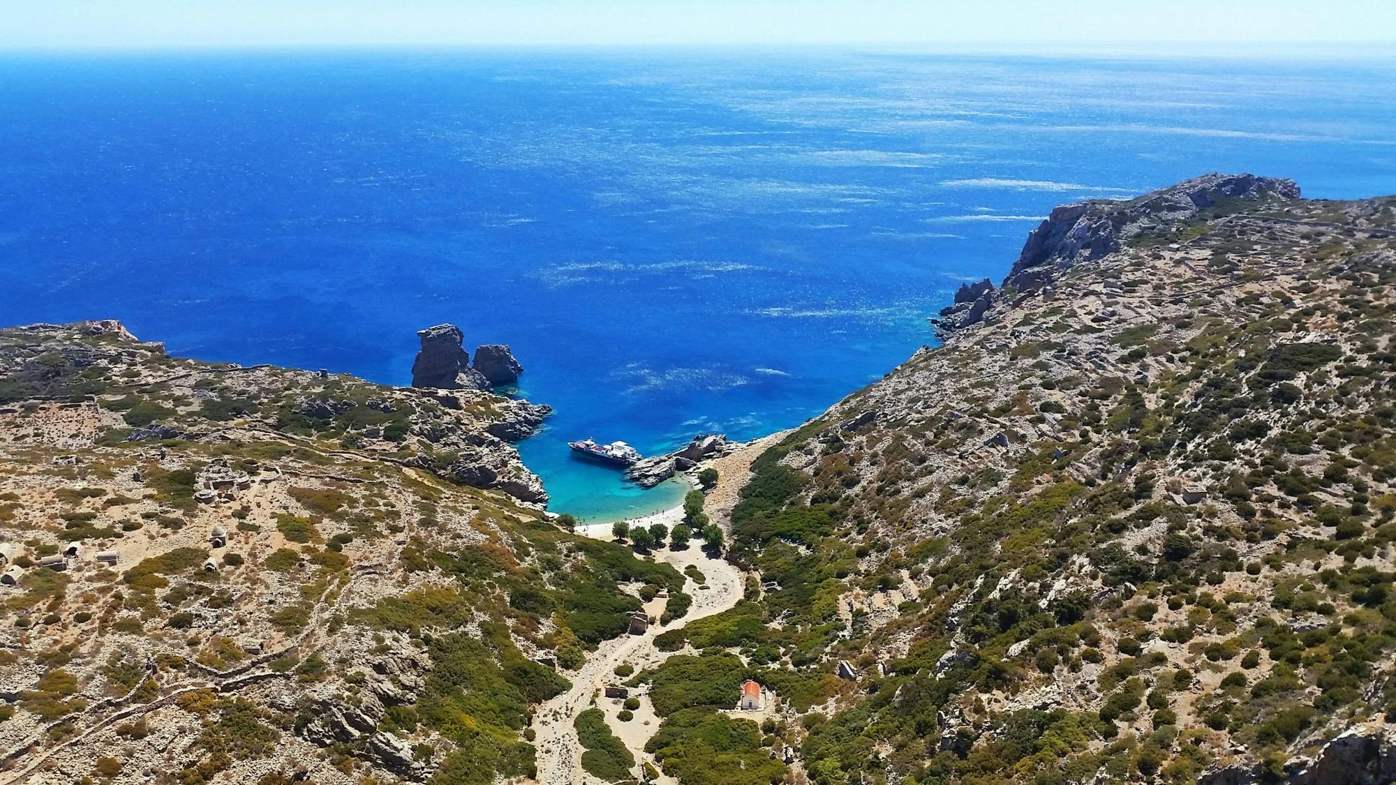 Croisière à l'île de Saria et exploration du littoral