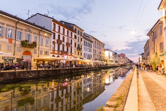 Passeggiata autoguidata alla scoperta della metropolitana di Milano con la street art ticinese