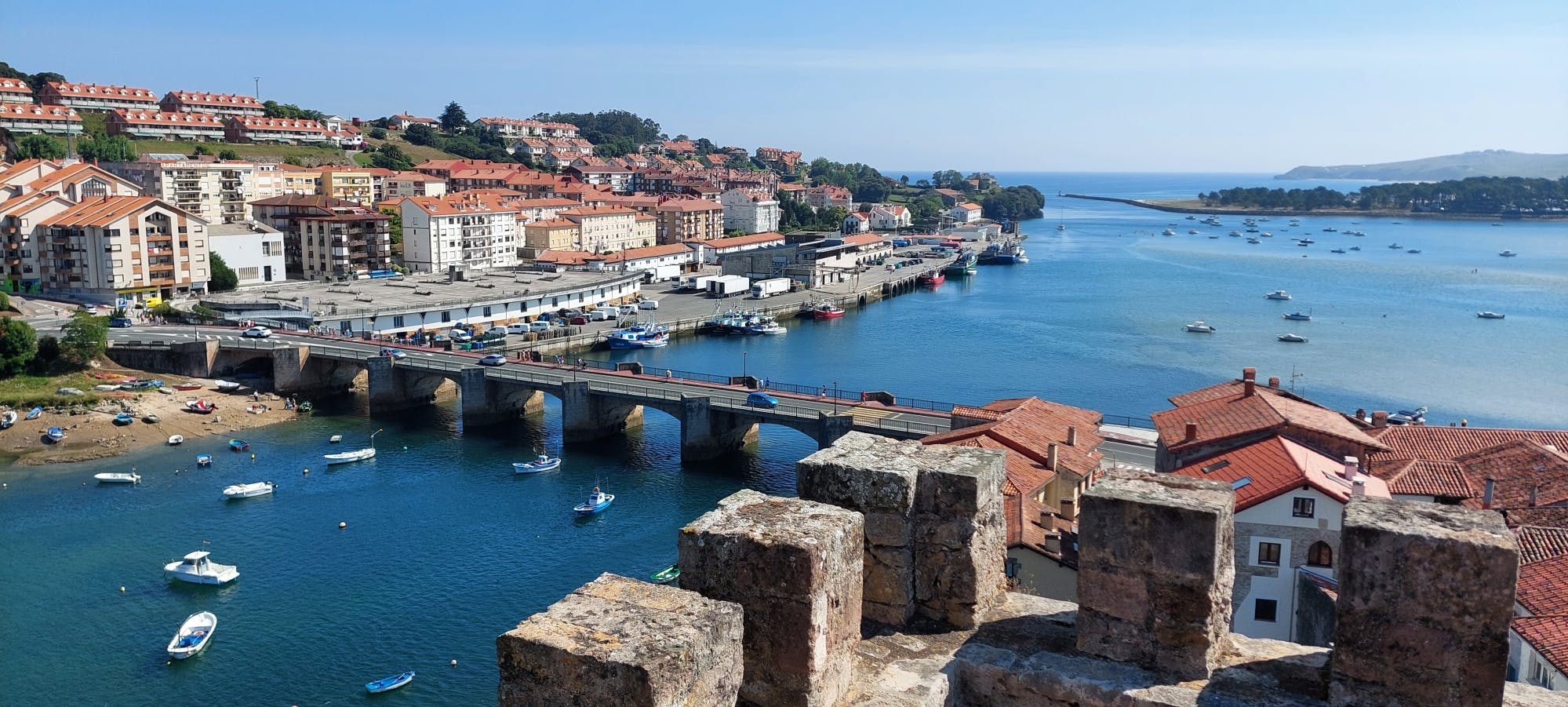 Full-Day Town of the Western Coast of Cantabria Guided Tour