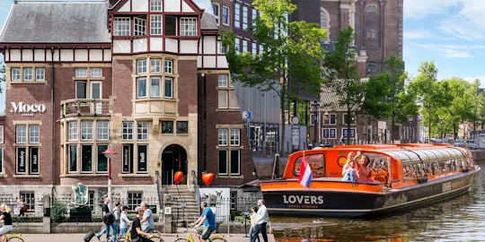 Moco Museum and 1-hour Amsterdam canal cruise