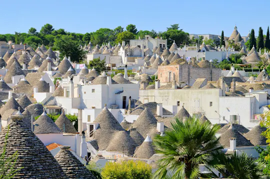 Dagtocht naar Alberobello, Monopoli en Polignano vanuit Bari