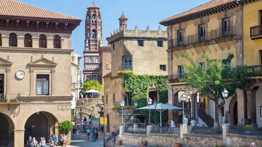 Barcelona Highlights Tour with Poble Espanyol Entry