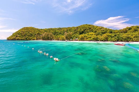 Gita di mezza giornata a Koh Hae in motoscafo da Phuket
