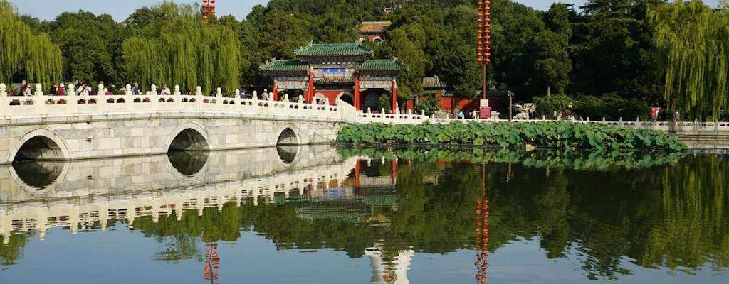 Paseo en barco por Beihai, cocina imperial y visita guiada al casco antiguo de Pekín