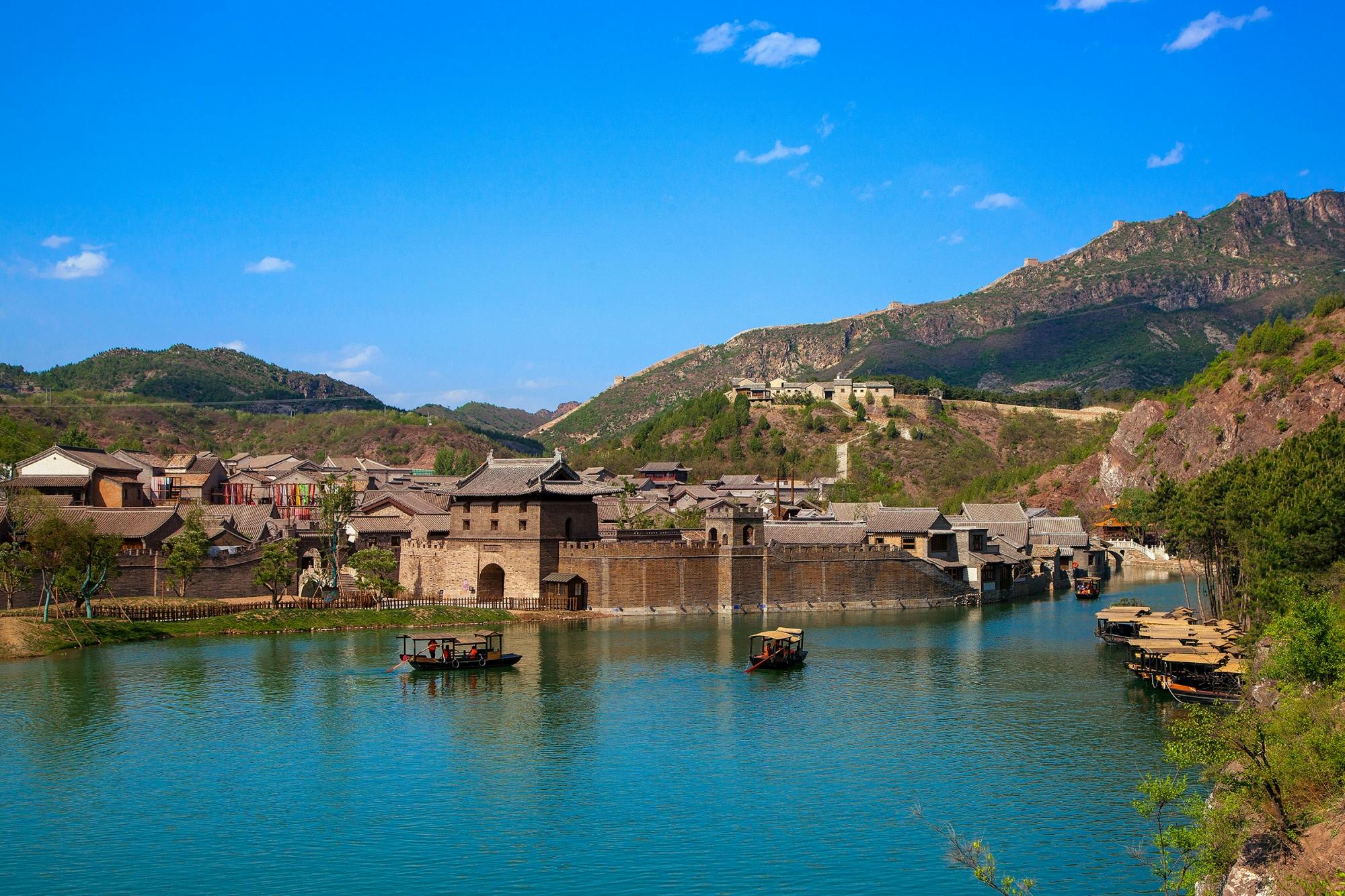 Independent tour to Gubei Water Town and Simatai with how to guide