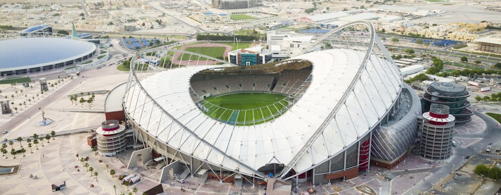Sedes da Copa do Mundo da FIFA e tour privado pelos destaques da cidade de Doha