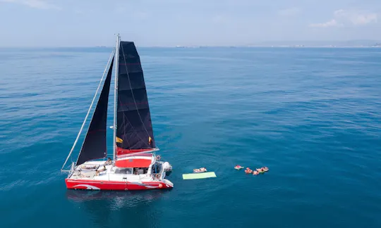 Passeio de catamarã em Barcelona