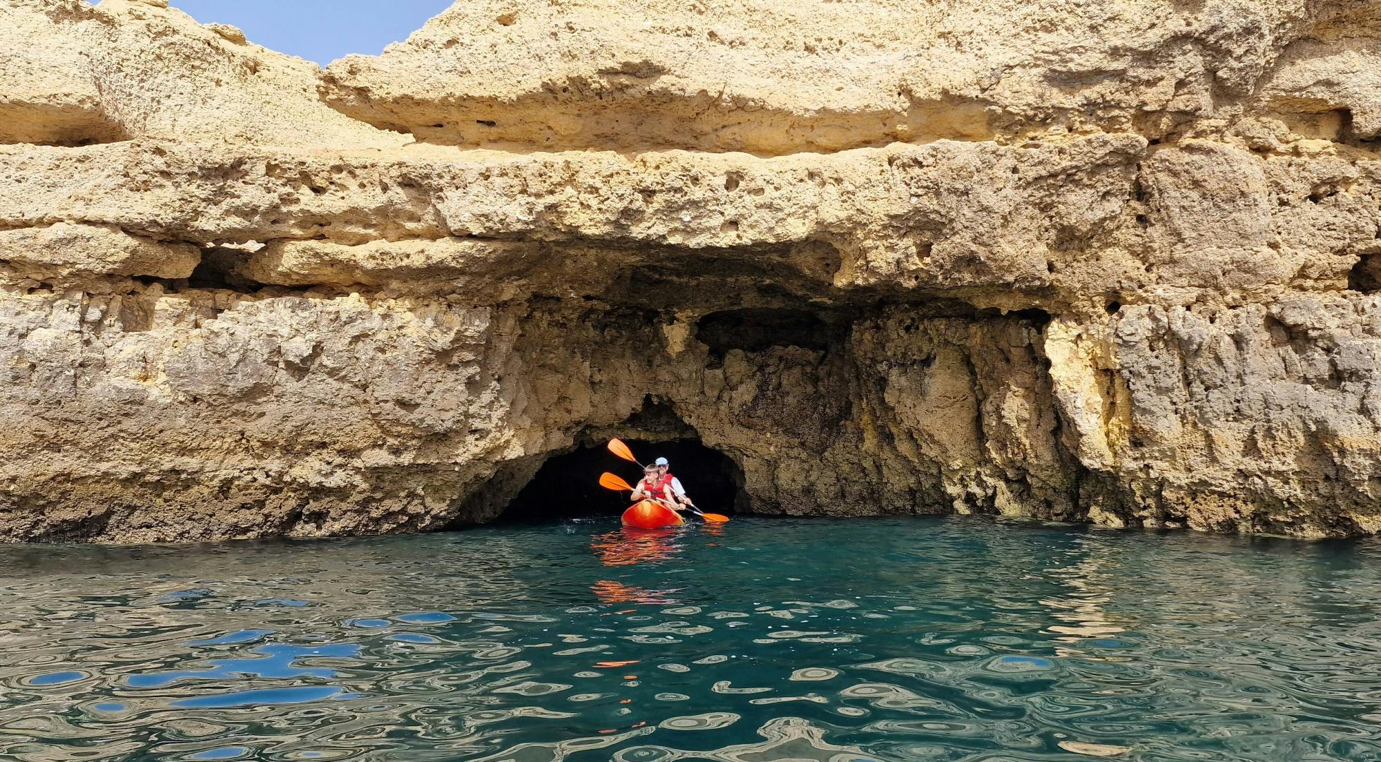 Expérience de deux heures en kayak à Albufeira avec transport