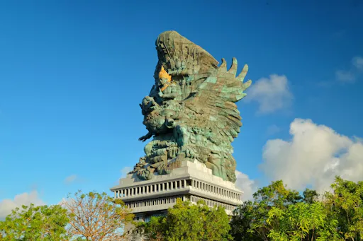 The Monument Private Tour