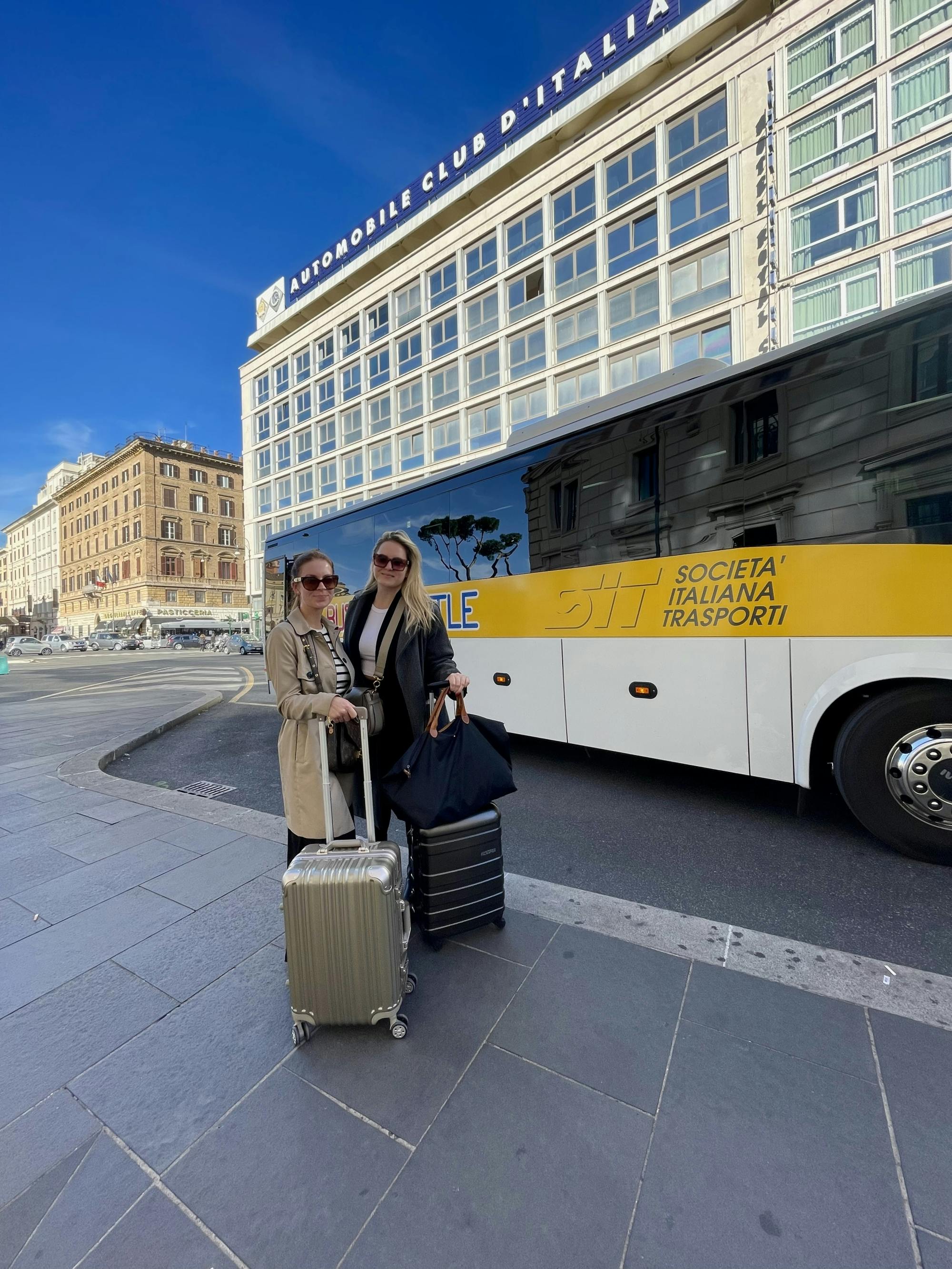 Transfer van Civitavecchia naar Rome inclusief open buskaartje