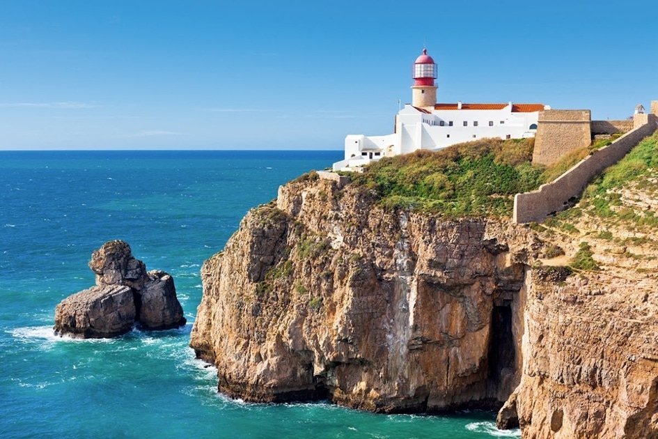 Monument visits in Praia da Luz