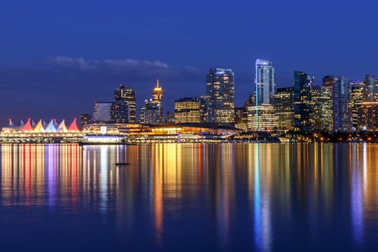 Scenic Vancouver twilight tour