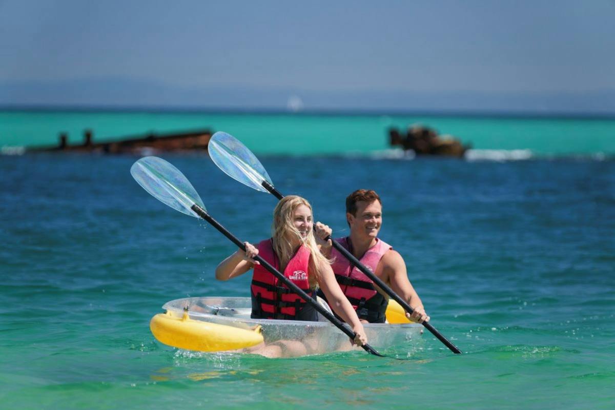 Moreton Island kajak-, snorkel- en sandboard-dagtocht