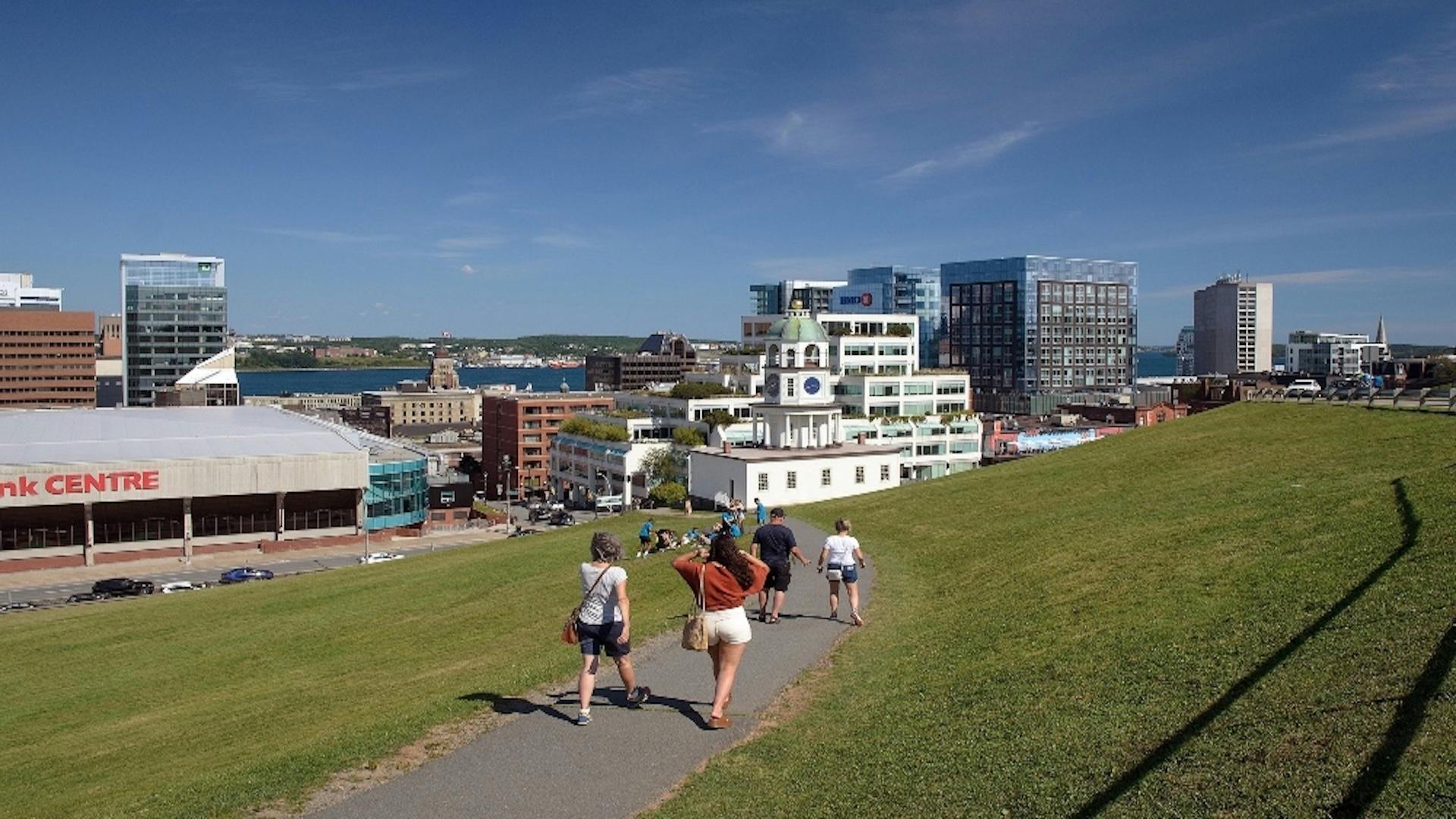 Best of Halifax guided tour with Citadel and Maritime Museum